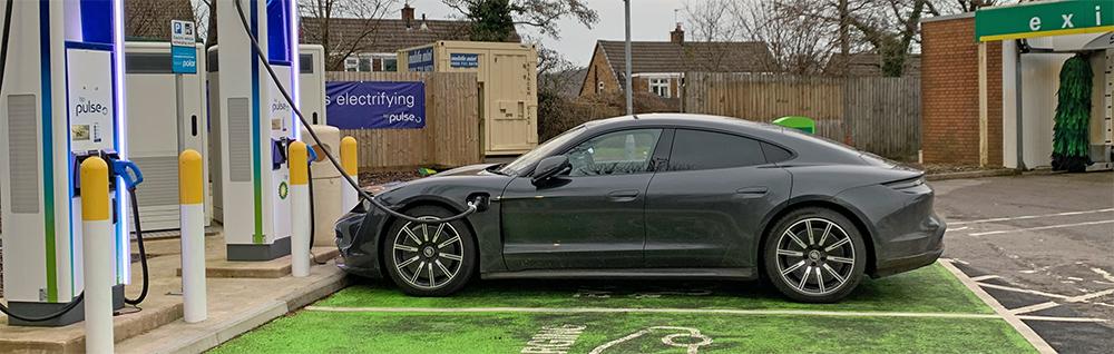 porsche taycan turbo range & charging