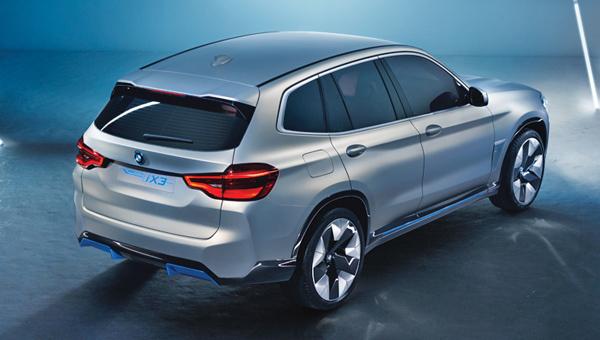 bmw-conceptix3-rear-zm