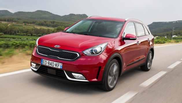 top10kianiro-driving