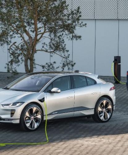 3 Jaguar ipace EVs