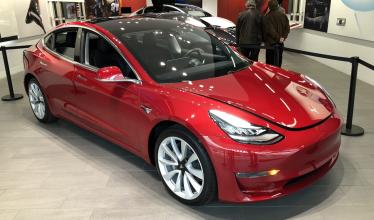 Tesla previews Model 3 around the UK