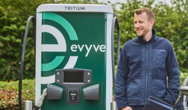 evyve plans to install 10,000 EV chargers by 2030