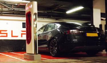 Tesla opens new Supercharger station at Tower Hill Hotel