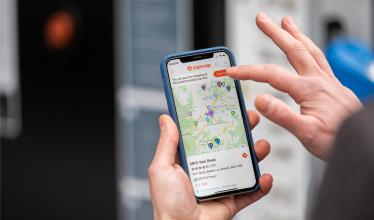 How do you pay for electric car charging on the public network?