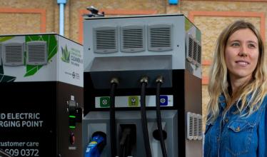 Transport for london branded Zest charger